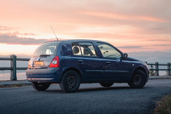 Comment adapter une voiture pour des déplacements fréquents en montagne?